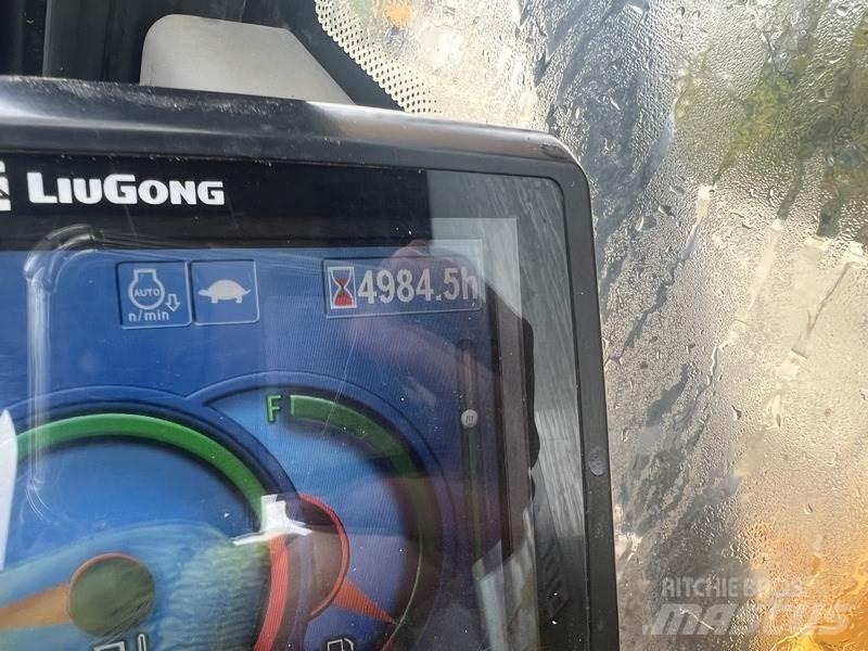 LiuGong CLG939E Bontásra használt kotrók