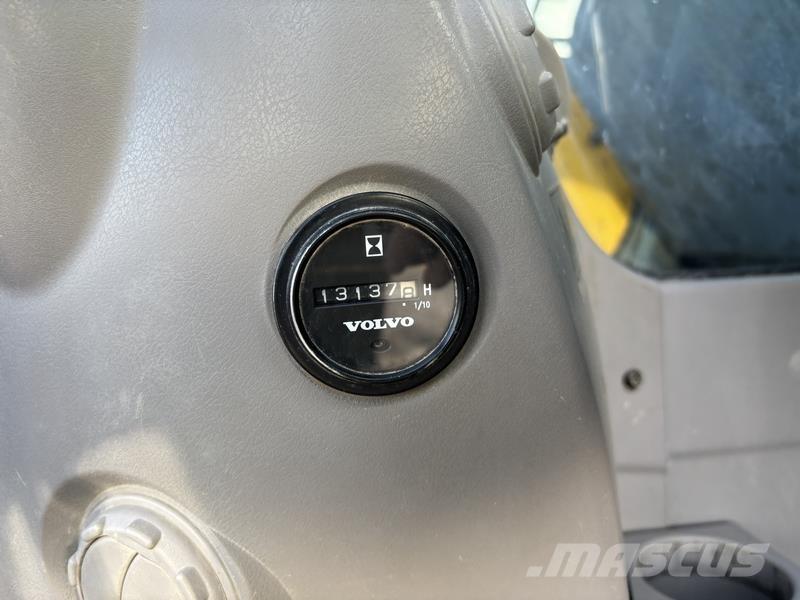 Volvo ECR235 DL Lánctalpas kotrók