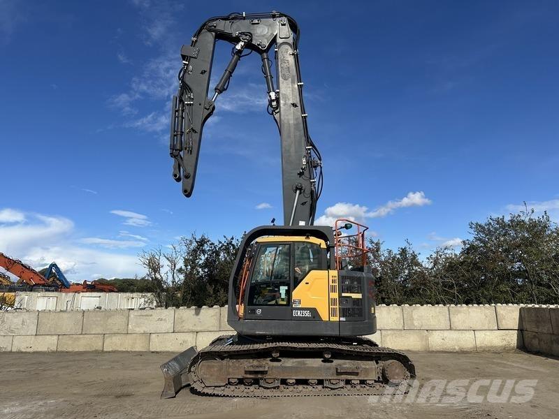 Volvo ECR235E HRD Bontásra használt kotrók