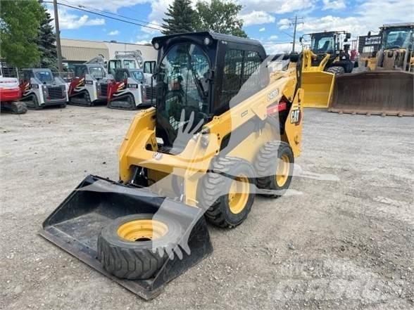 CAT 242D3 Kompaktrakodók