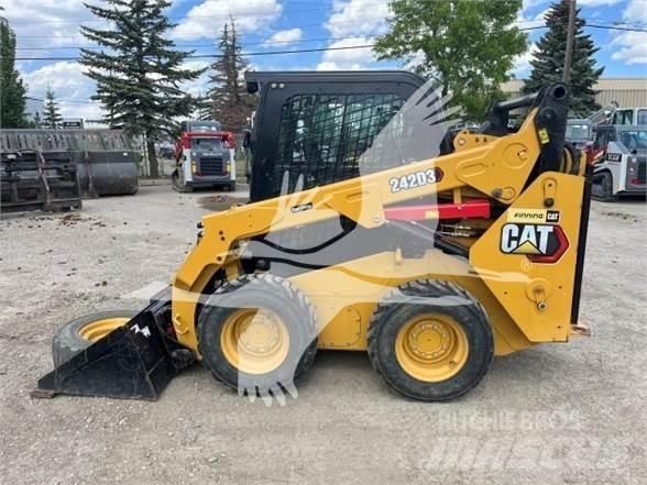 CAT 242D3 Kompaktrakodók