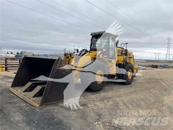 CAT 980M Gumikerekes homlokrakodók