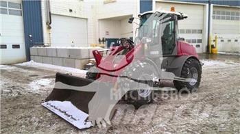 Takeuchi TW95 Gumikerekes homlokrakodók