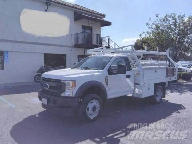 Ford F550 CONTRACTOR Dobozos teherautók