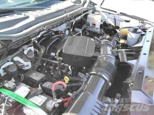 Ford F550 CONTRACTOR Dobozos teherautók