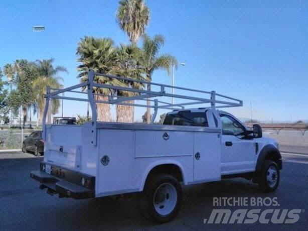 Ford F550 UTILITY BO Dobozos teherautók