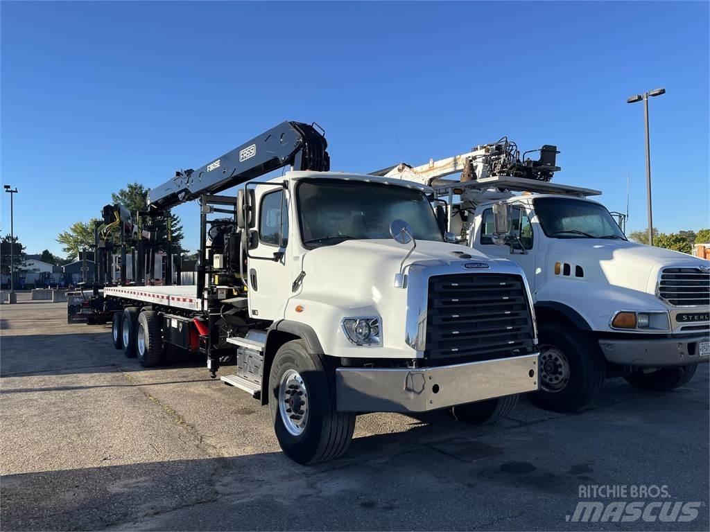 Freightliner 114SD Egyéb