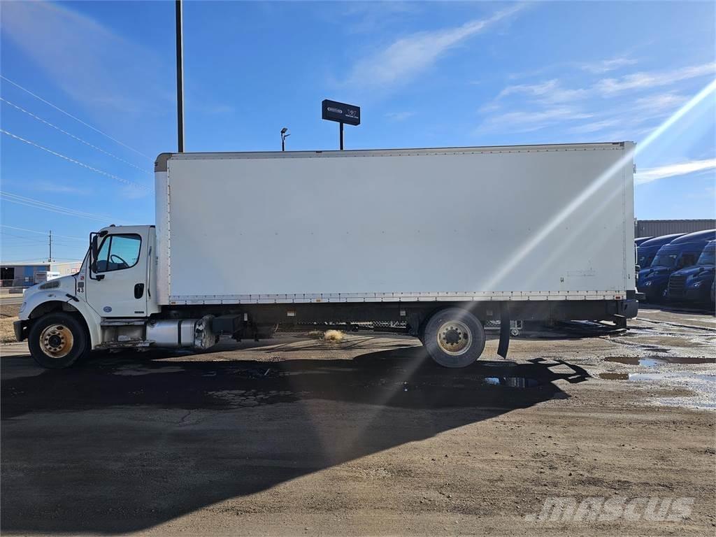 Freightliner M2 106 Nyergesvontatók