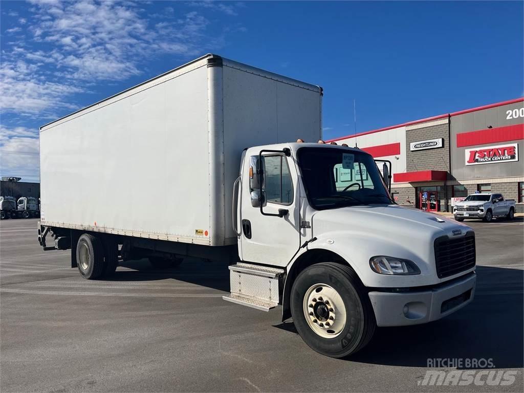 Freightliner M2 106 Dobozos teherautók