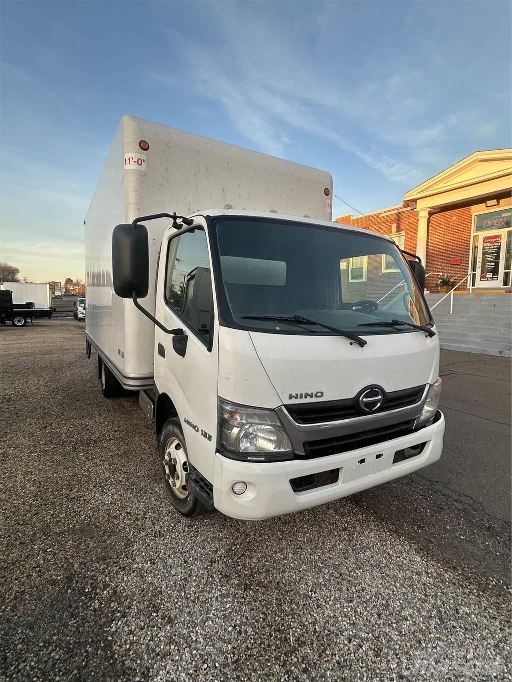 Hino 155 Dobozos teherautók