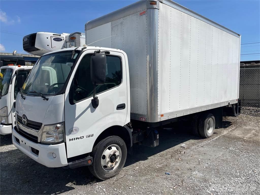 Hino 155 Dobozos teherautók