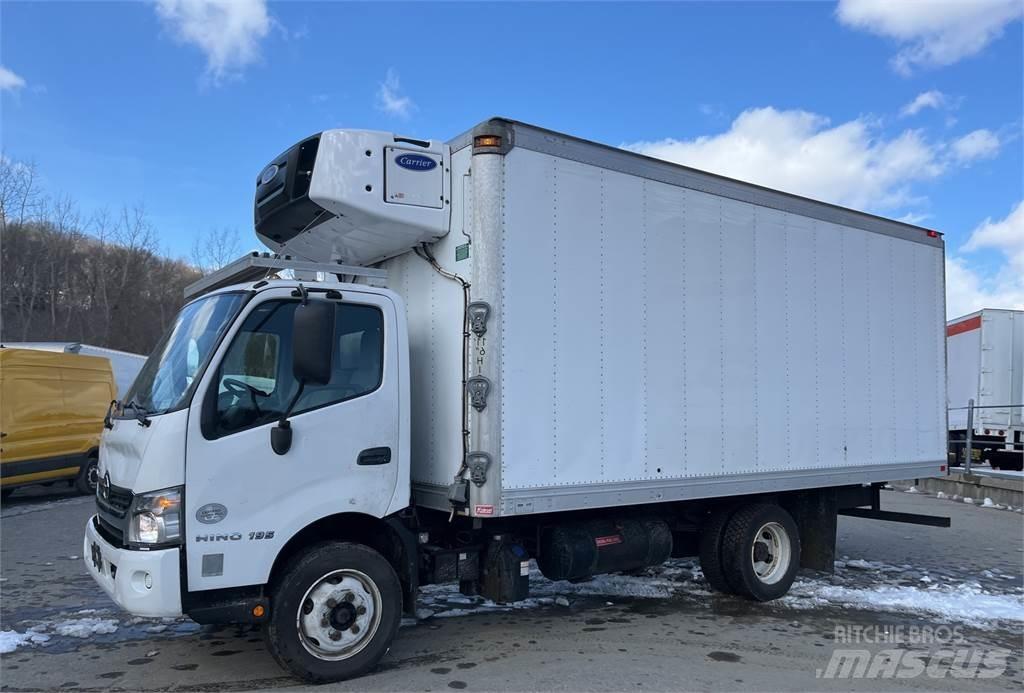 Hino 195 Dobozos teherautók