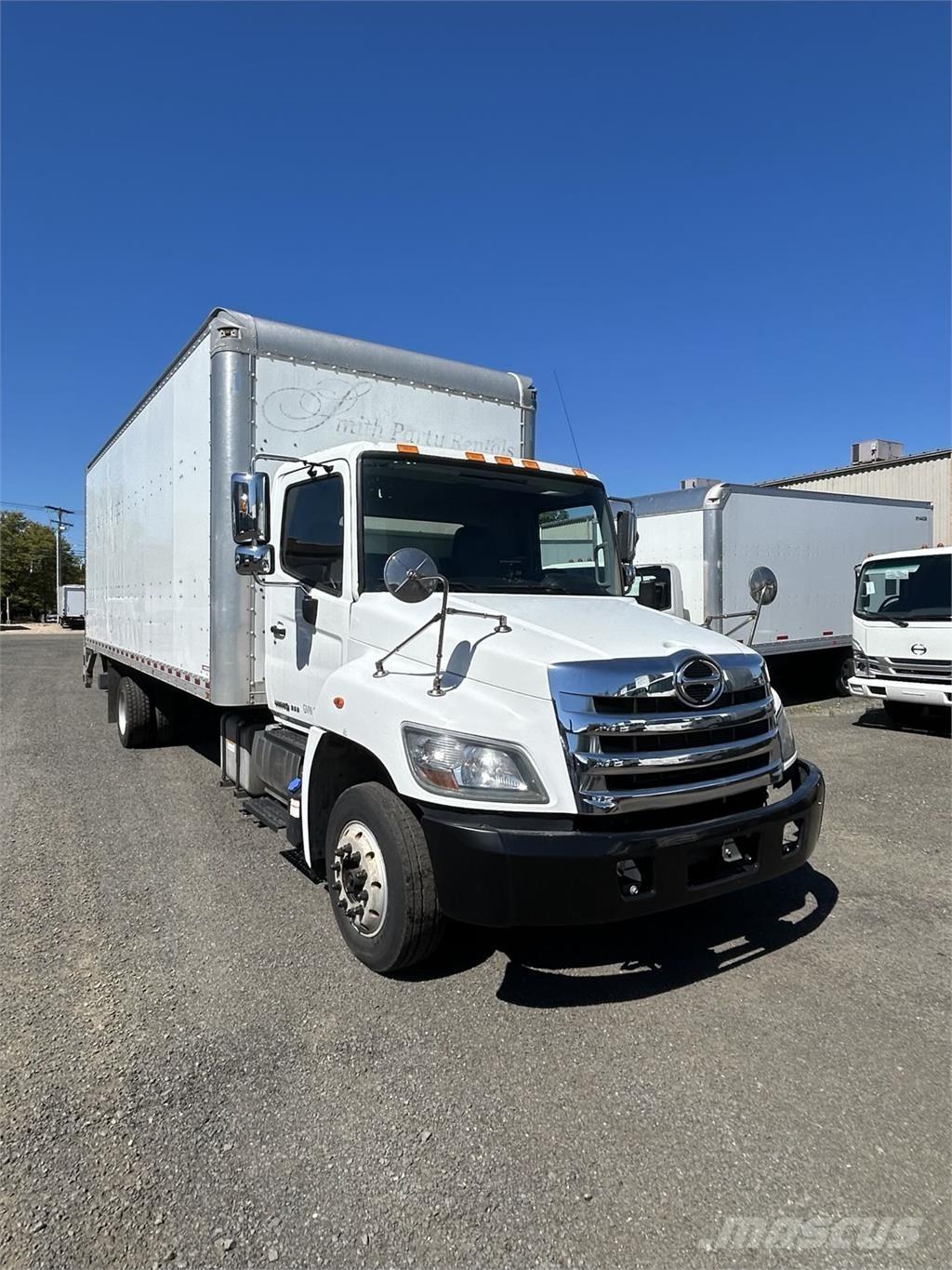 Hino 258ALP Dobozos teherautók