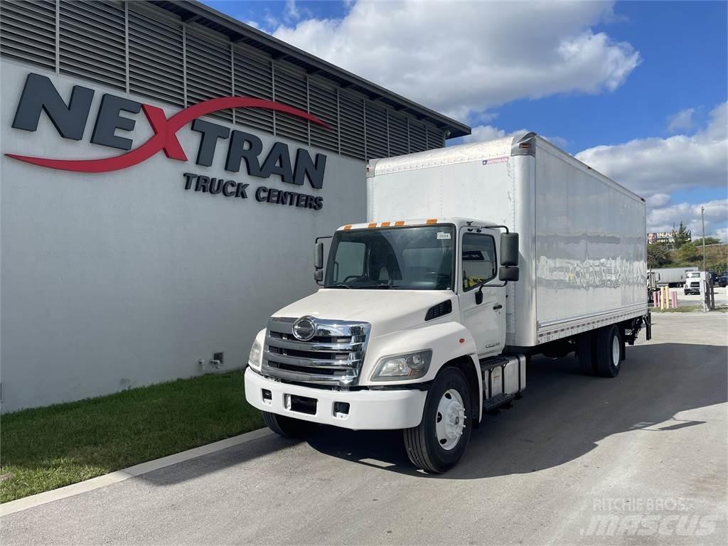 Hino 268 Dobozos teherautók
