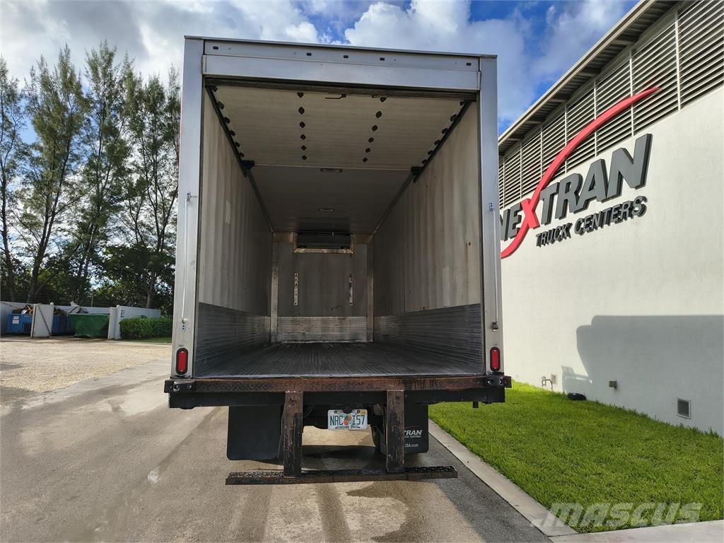 Hino 268A Dobozos teherautók