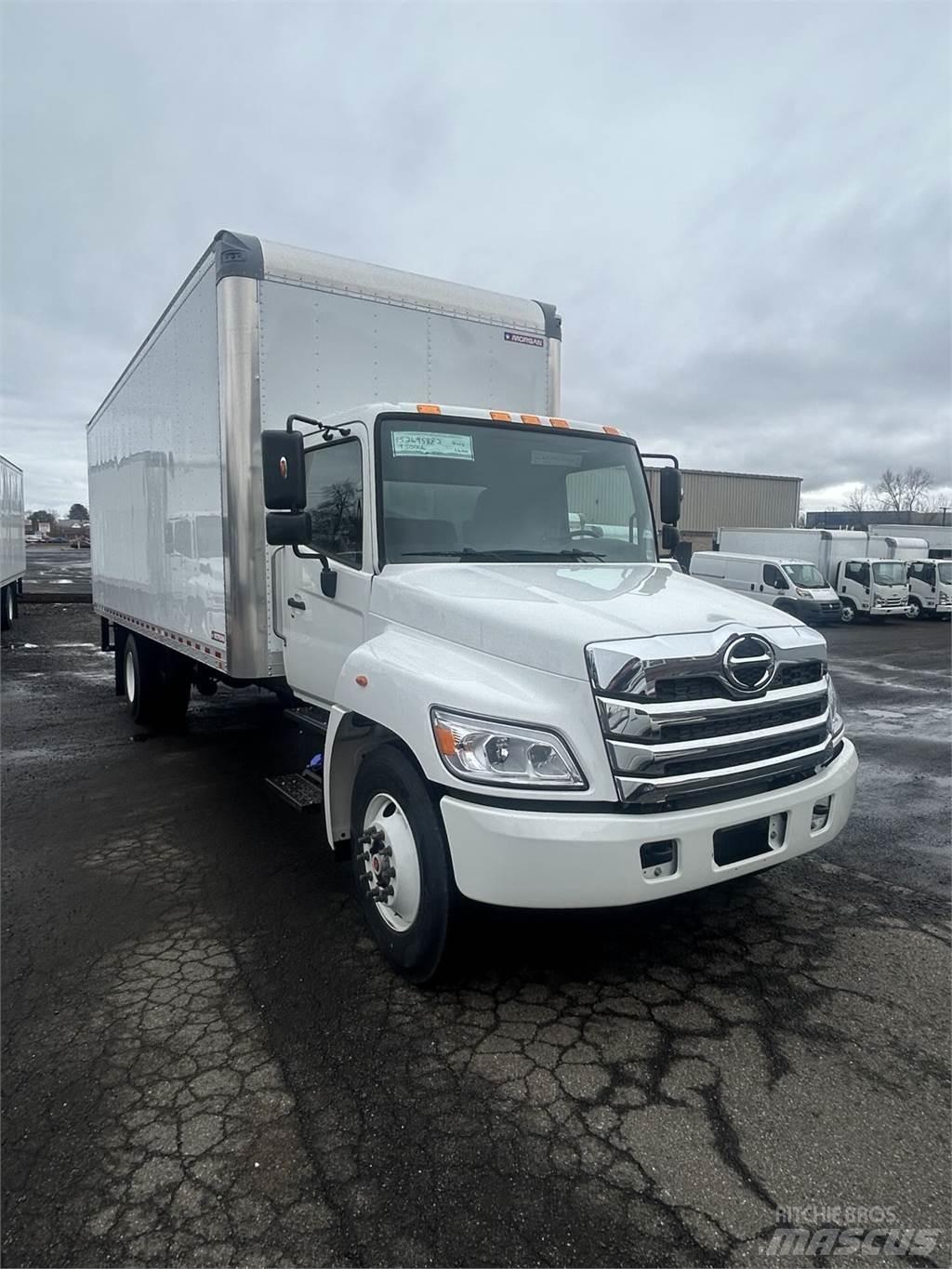 Hino L6 Dobozos teherautók