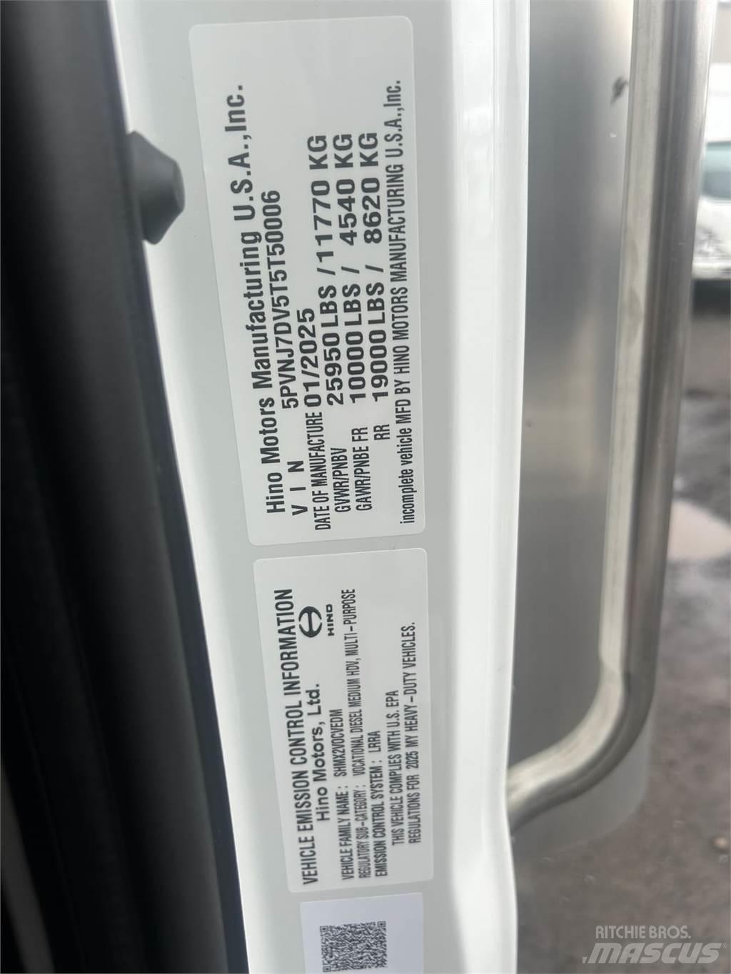 Hino L6 Dobozos teherautók