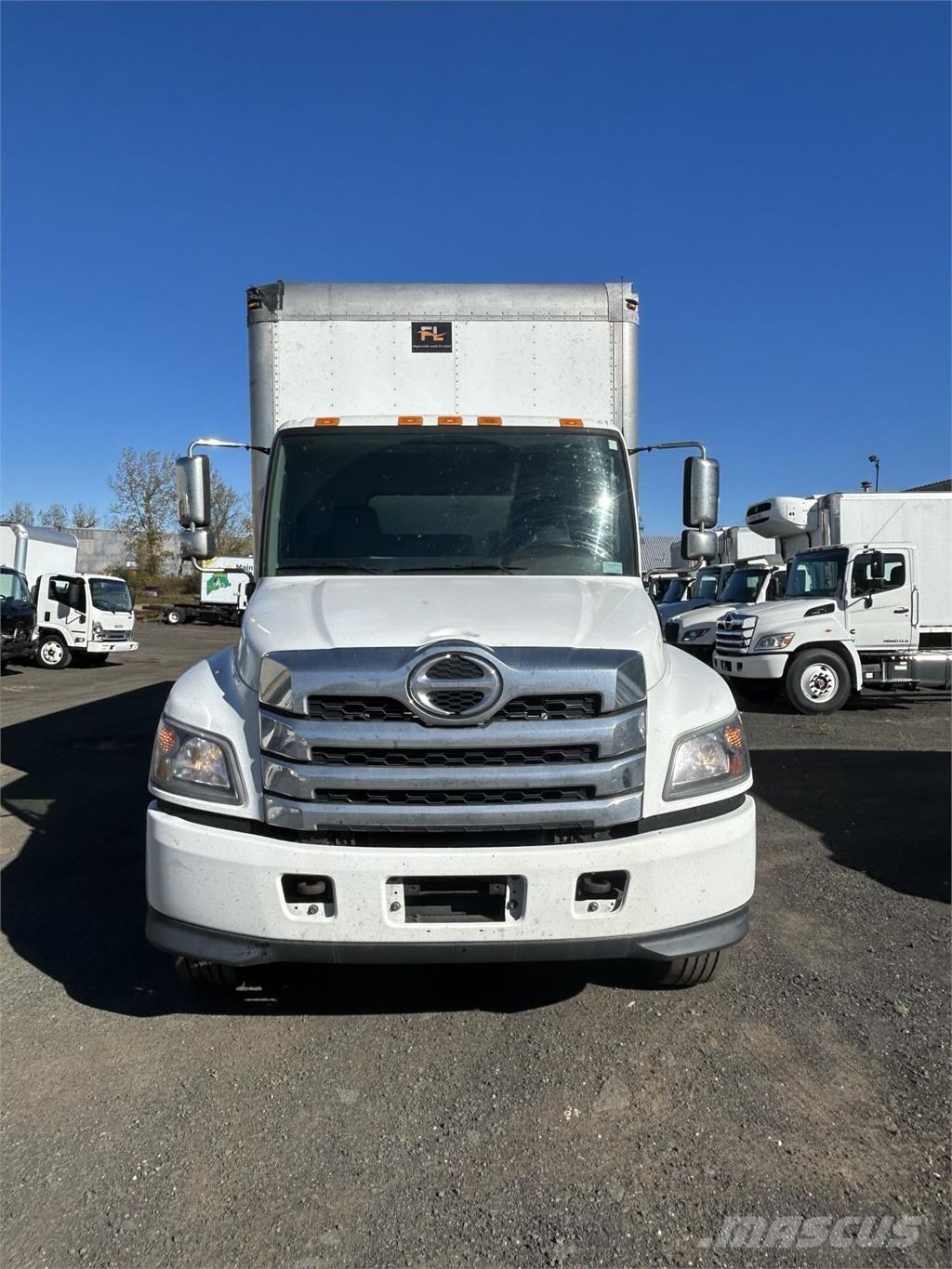 Hino L6 Dobozos teherautók