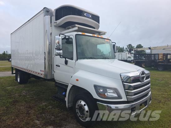 Hino L6 Dobozos teherautók