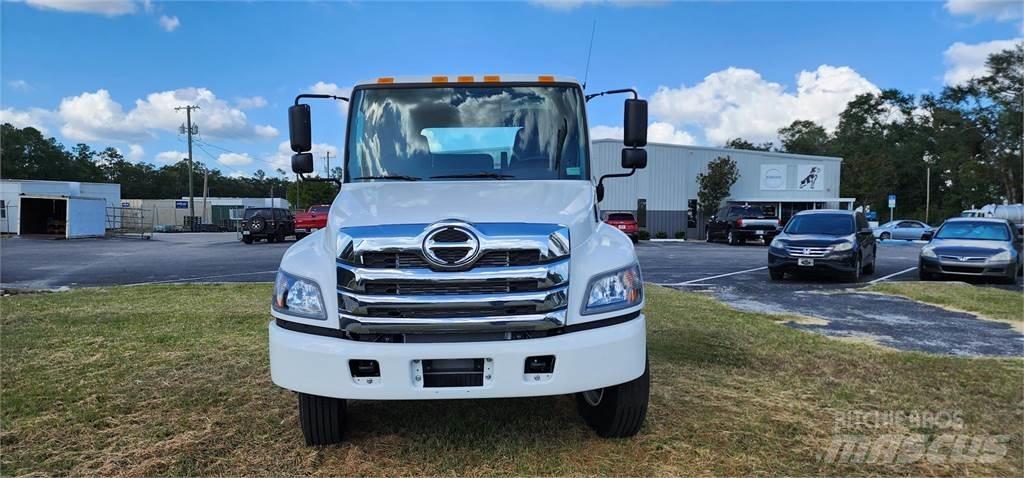 Hino L7 Fülkés alváz