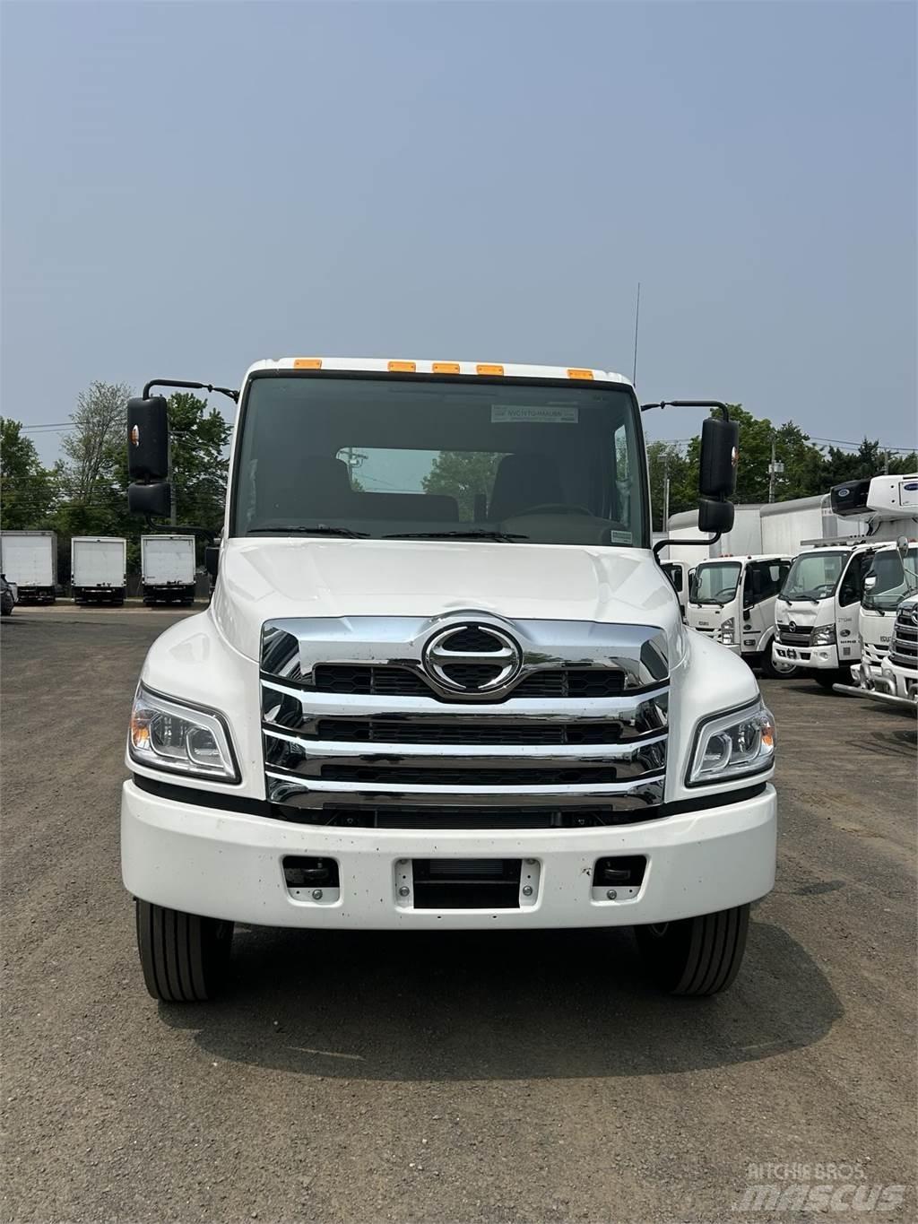 Hino L7 Fülkés alváz