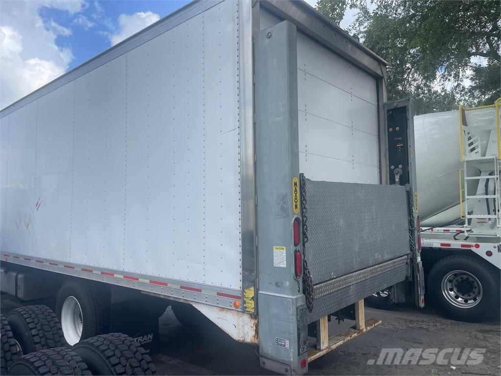Isuzu FTR Dobozos teherautók
