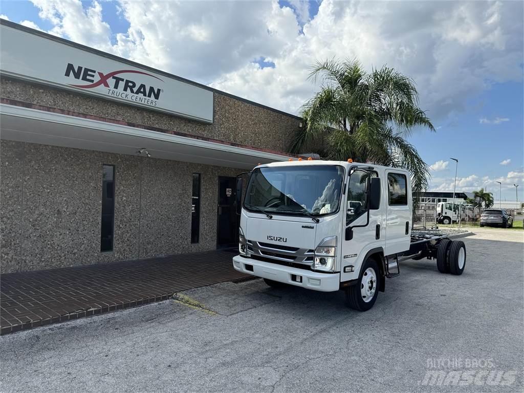 Isuzu NPR-1G404 Nyergesvontatók
