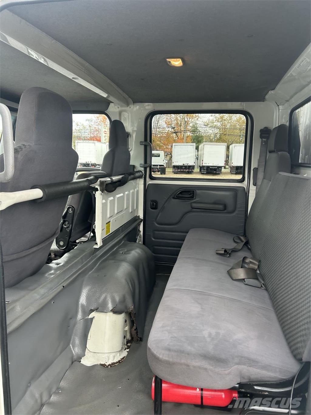 Isuzu NPR HD DC Dobozos teherautók