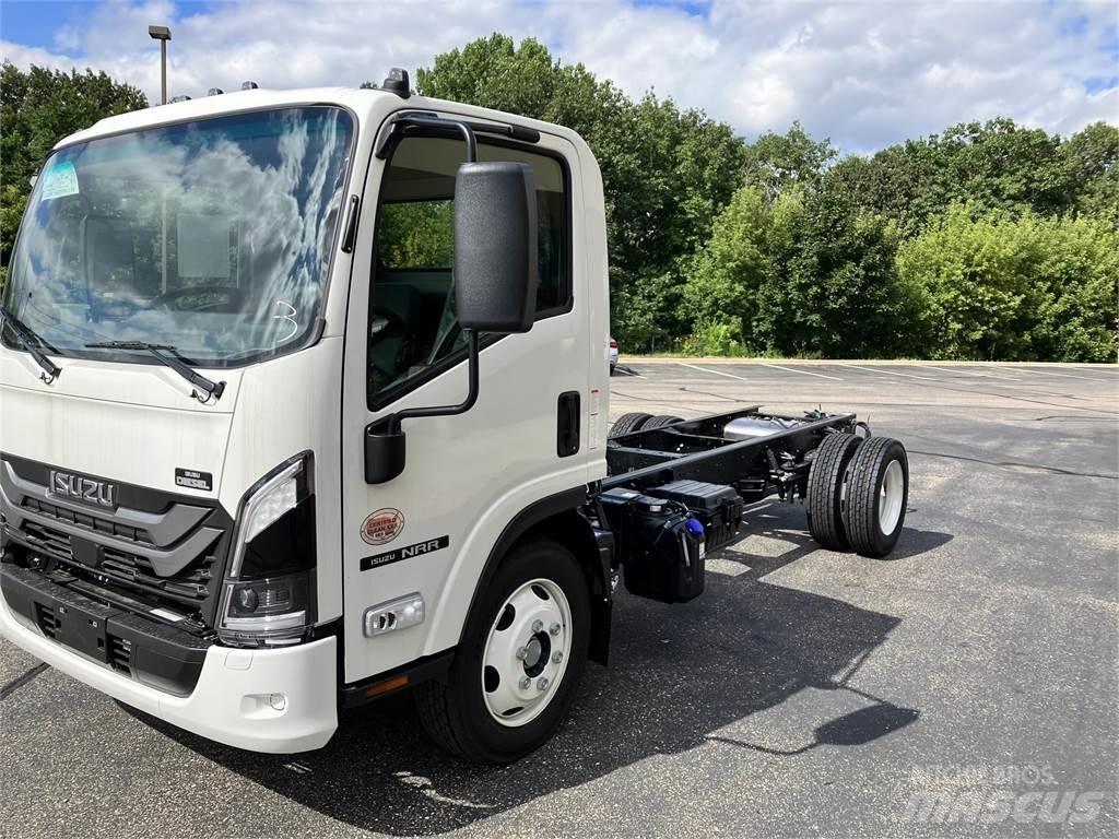 Isuzu NRR Fülkés alváz