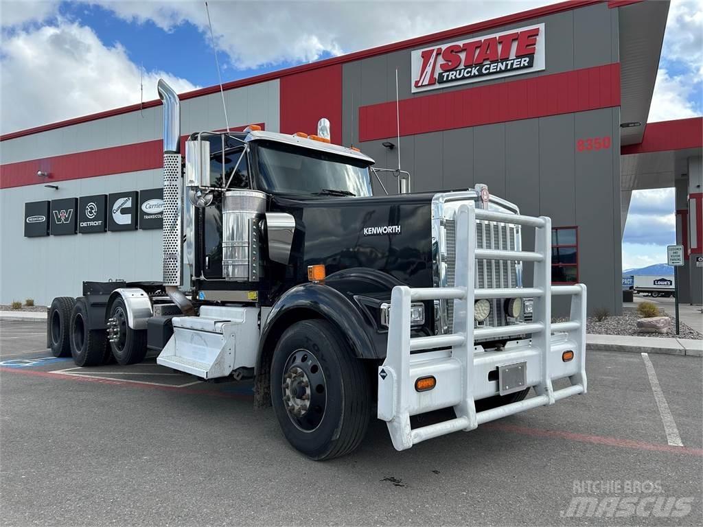 Kenworth CONSTRUCTION Nyergesvontatók