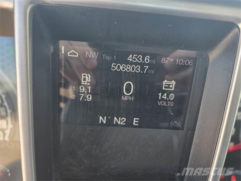 Mack AN64T Nyergesvontatók