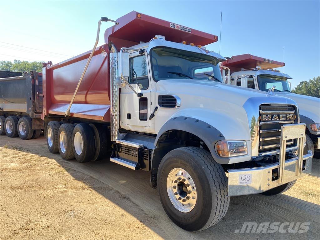 Mack GR64F Billenő teherautók