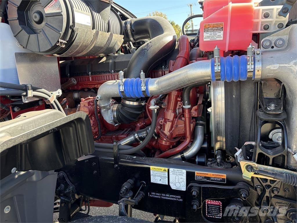 Mack GR64FR Betonkeverők/Betonpumpák
