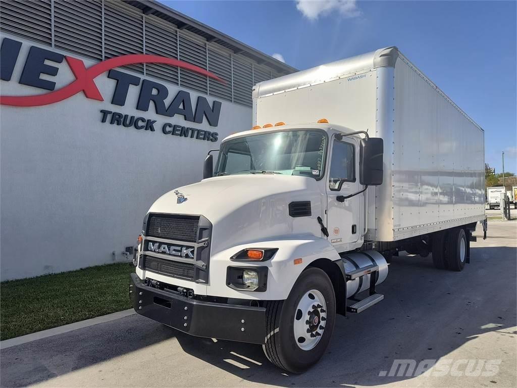 Mack MD6 42R Dobozos teherautók