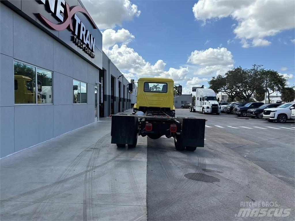 Mack MD7 42R Erdészet - Egyebek
