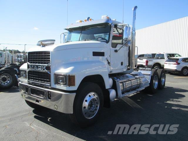 Mack PI64T Nyergesvontatók