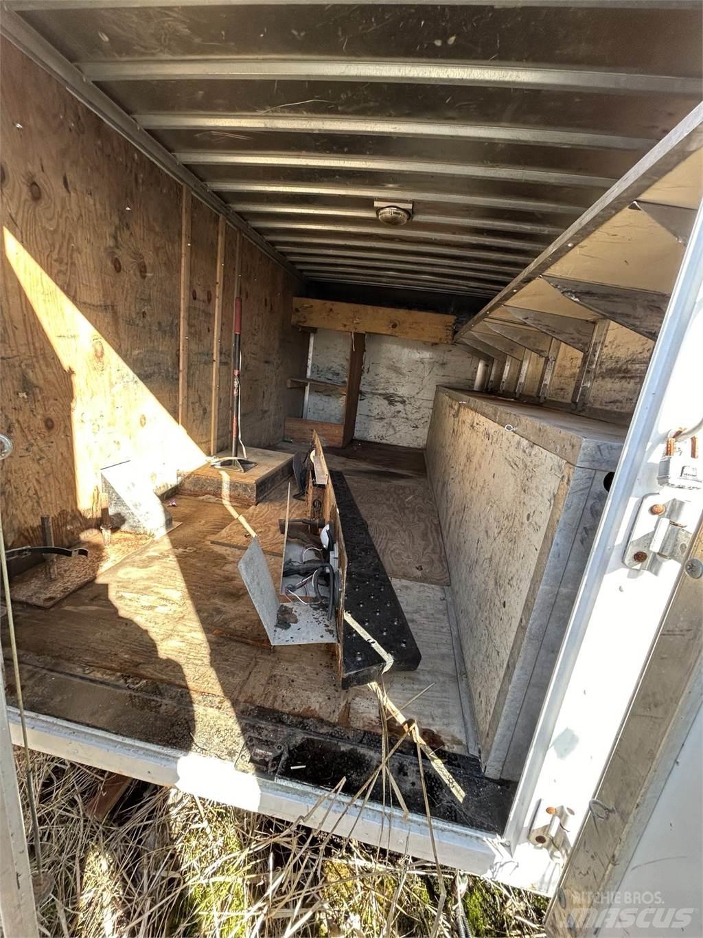  utilimaster 15 Foot Egyéb