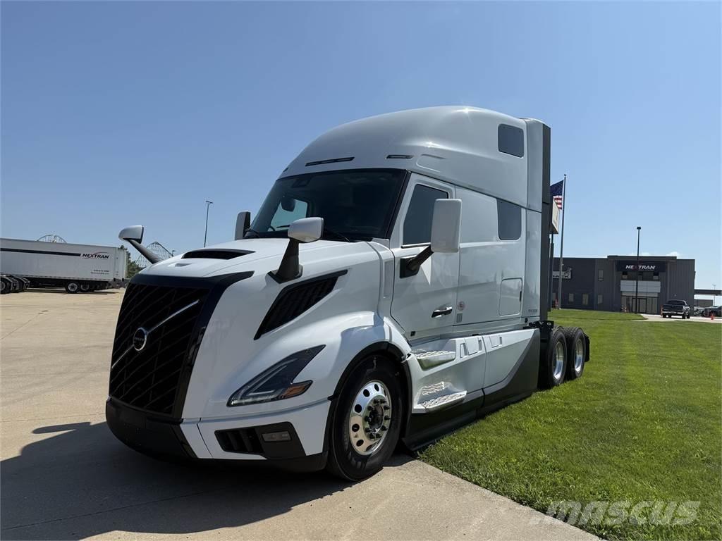 Volvo NEW VNL860 Nyergesvontatók