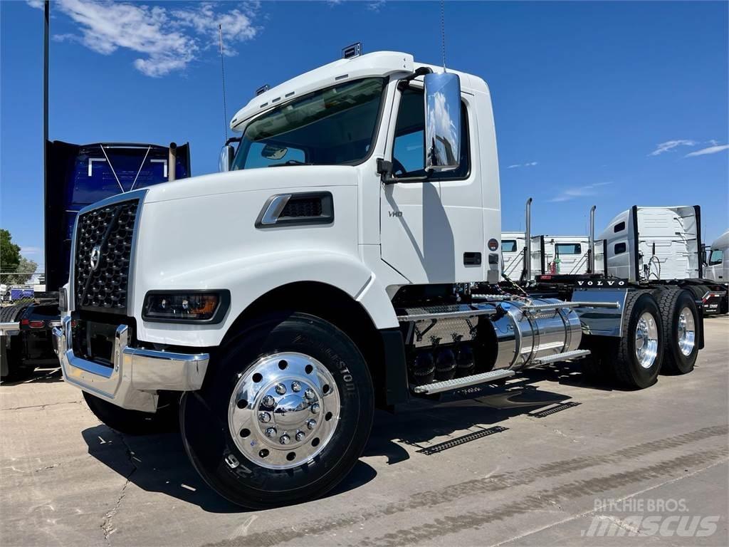 Volvo VHD64FT300 Nyergesvontatók
