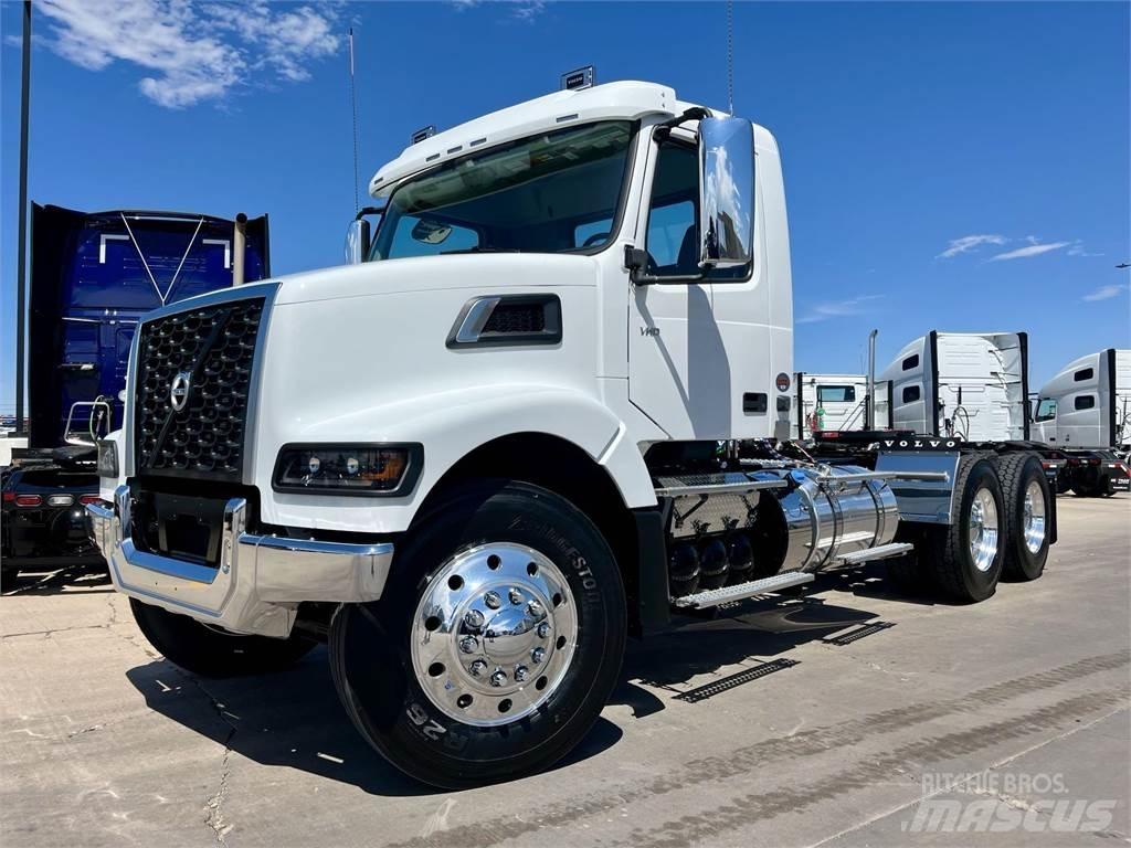 Volvo VHD64FT300 Nyergesvontatók