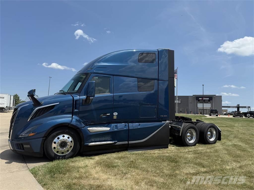 Volvo VNL 860 Nyergesvontatók