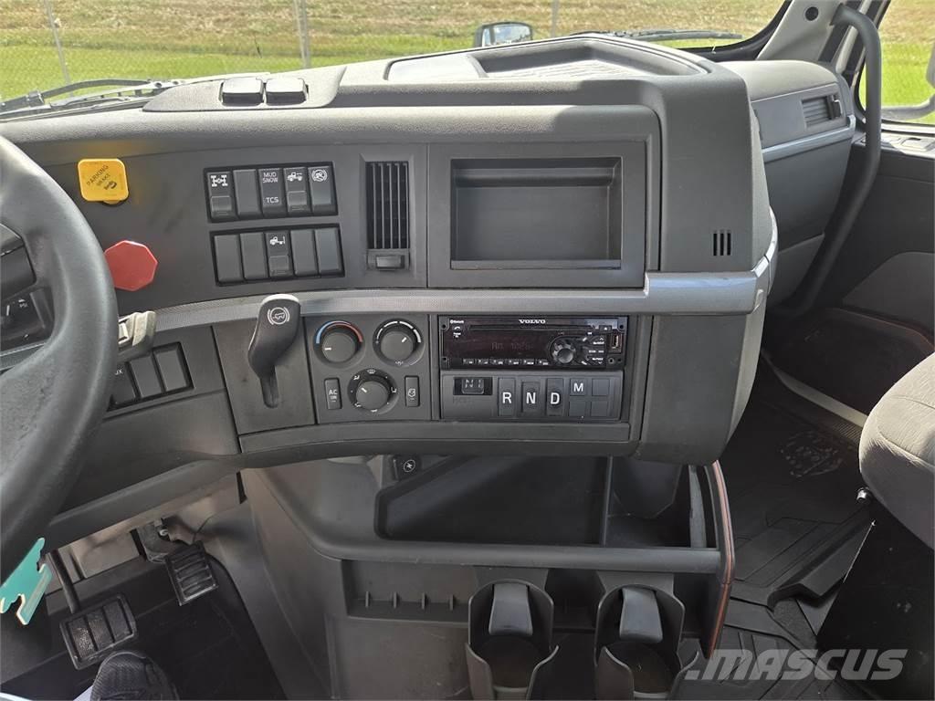 Volvo VNL64T300 Nyergesvontatók