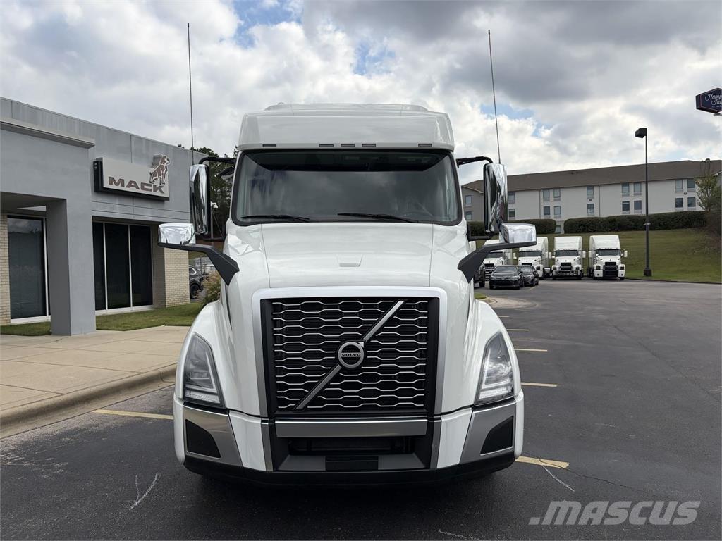 Volvo VNL64T740 Nyergesvontatók