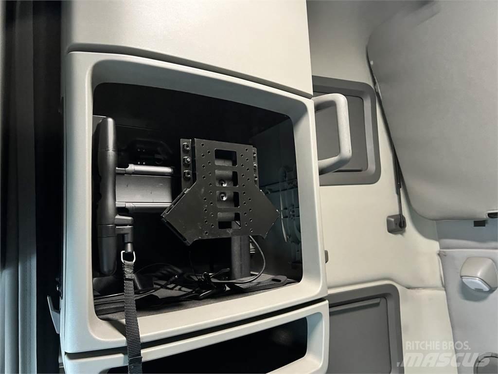 Volvo VNL64T760 Nyergesvontatók