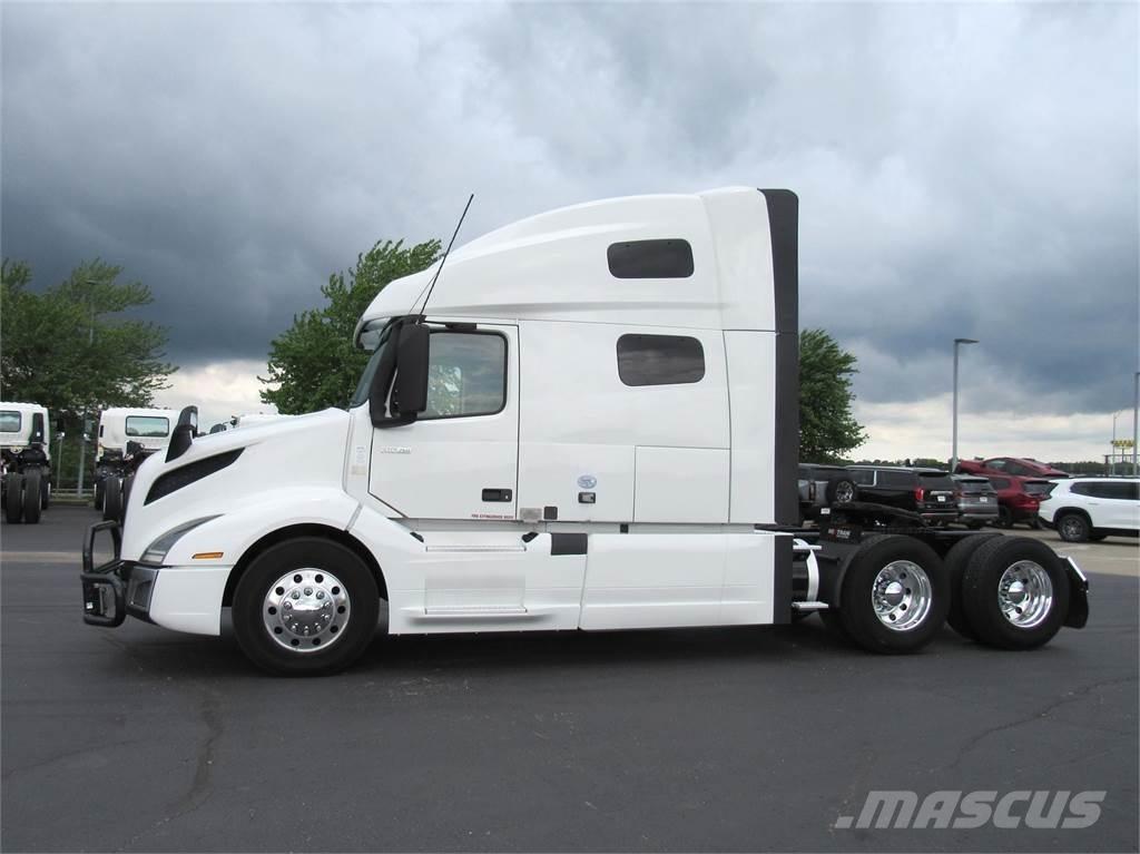 Volvo VNL64T760 Nyergesvontatók