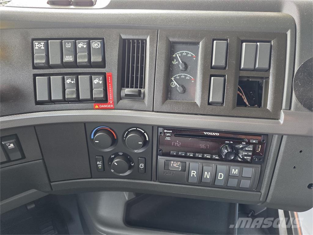 Volvo VNL64T760 Nyergesvontatók