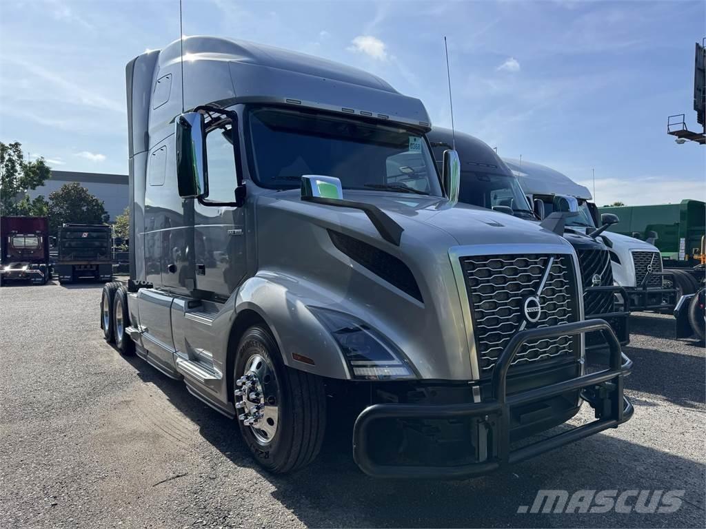 Volvo VNL64T760 Nyergesvontatók