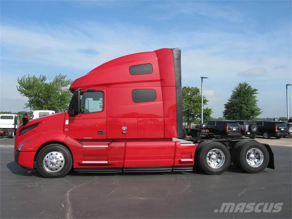 Volvo VNL64T760 Nyergesvontatók