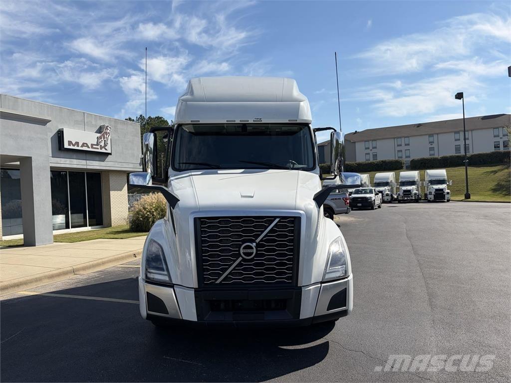 Volvo VNL64T760 Nyergesvontatók