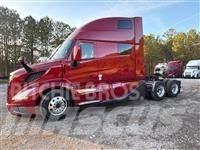 Volvo VNL64T860 Nyergesvontatók